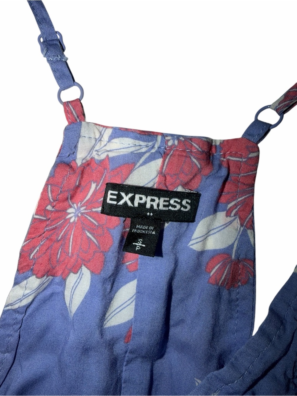 🚨CLEARANCE SALE🚨 Express Blue V-Neck Floral Spaghetti Strap Camisole - Picture 7 of 7